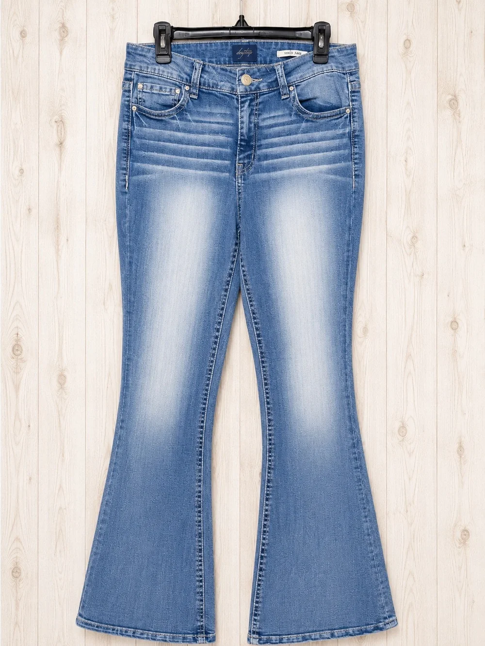 Daytrip (Buckle) Medium Wash Virgo Flare Jeans with Whiskering-Size 31R